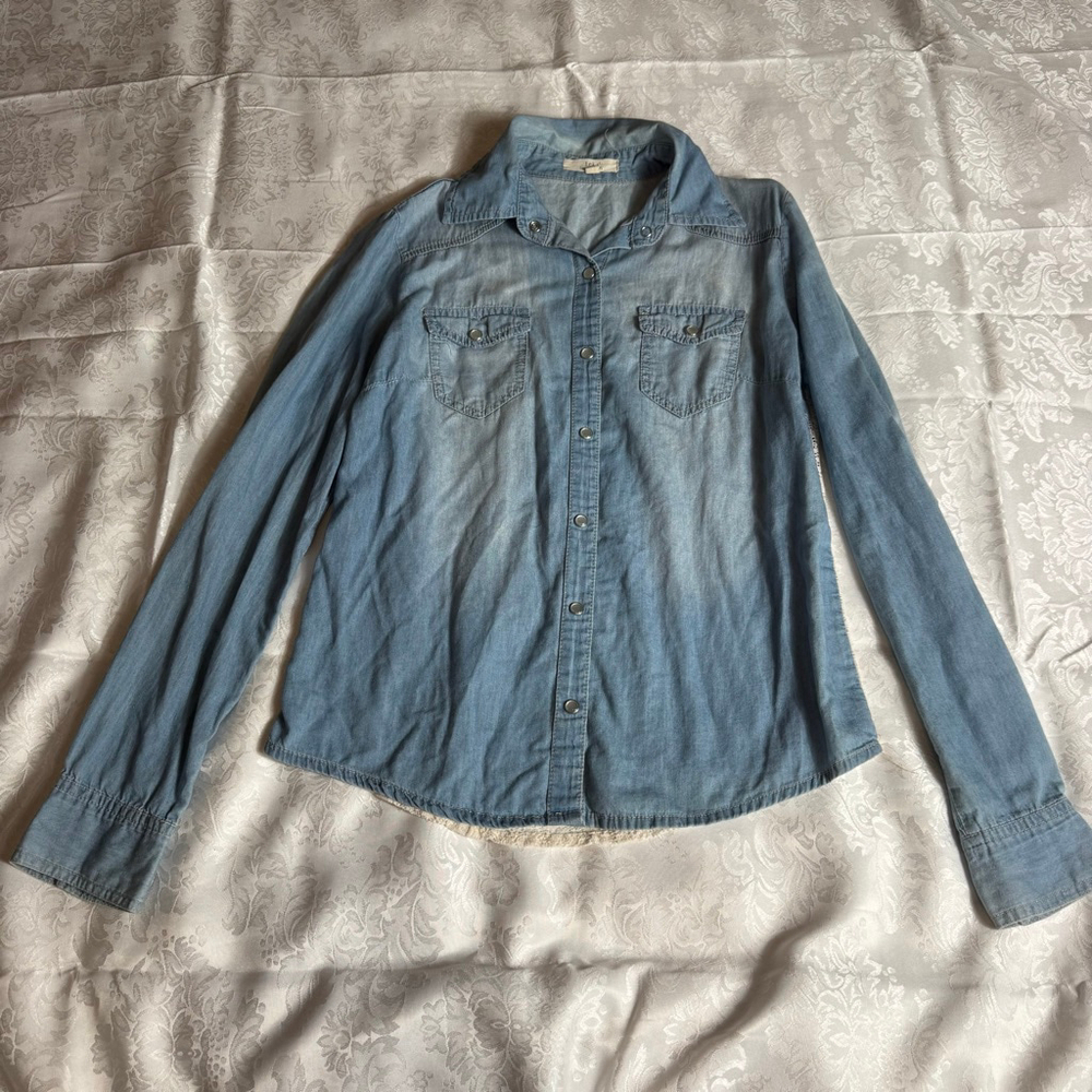 Women's Iris Los Angeles Blue Denim Button Down Shirt with Lace Back M